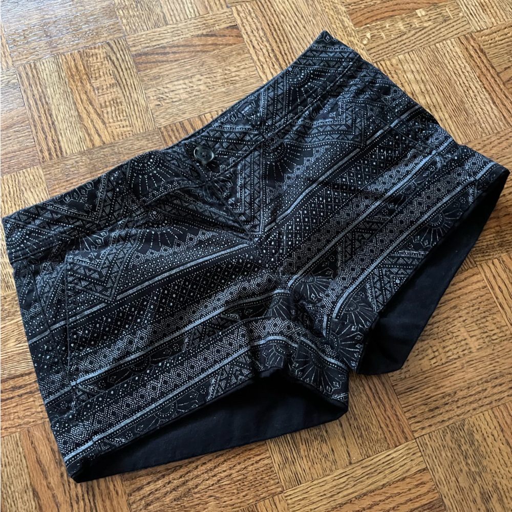 American Eagle Short